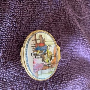 Halcyon Days Enamel Music box, Trinket box with Illustration